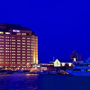 La Vista Bay Hotel